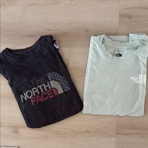 The North Face Short Sleeve Tees in Black and Green Bundle